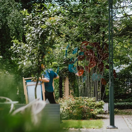 普罗弗罗茨瓦夫斯塔勒米亚斯托酒店 3*