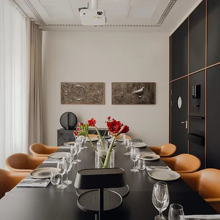 普罗弗罗茨瓦夫斯塔勒米亚斯托酒店 酒店 3*